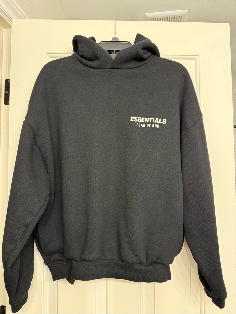 Essentials Fear of God Black Pullover Hoodie